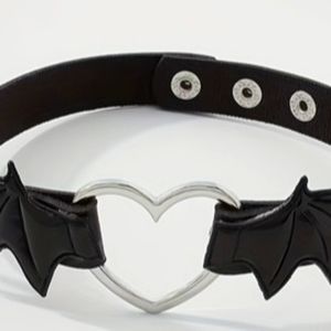 Gothic Bat Style Silver Heart Choker Necklace